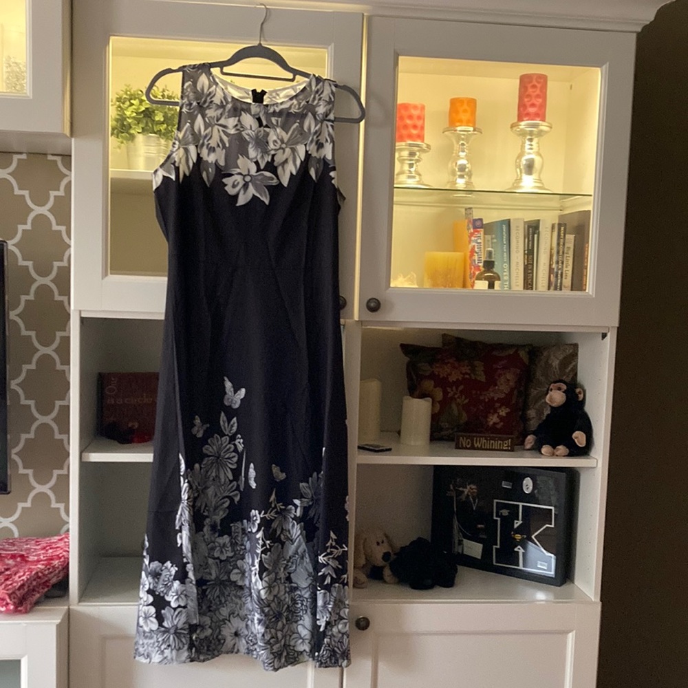 NWT Floral Print Dress